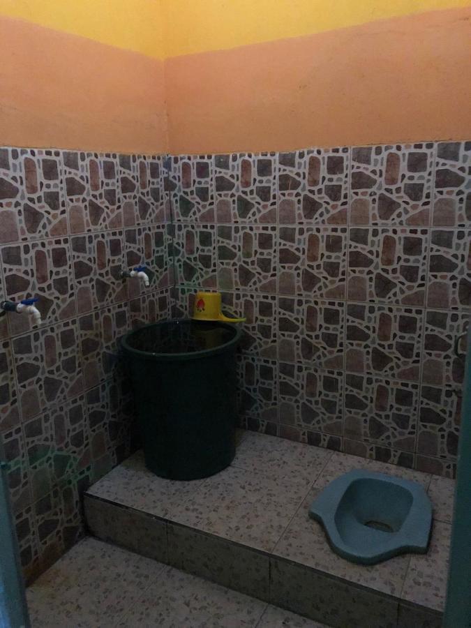 Hotel Arjuna Baturaja  Экстерьер фото